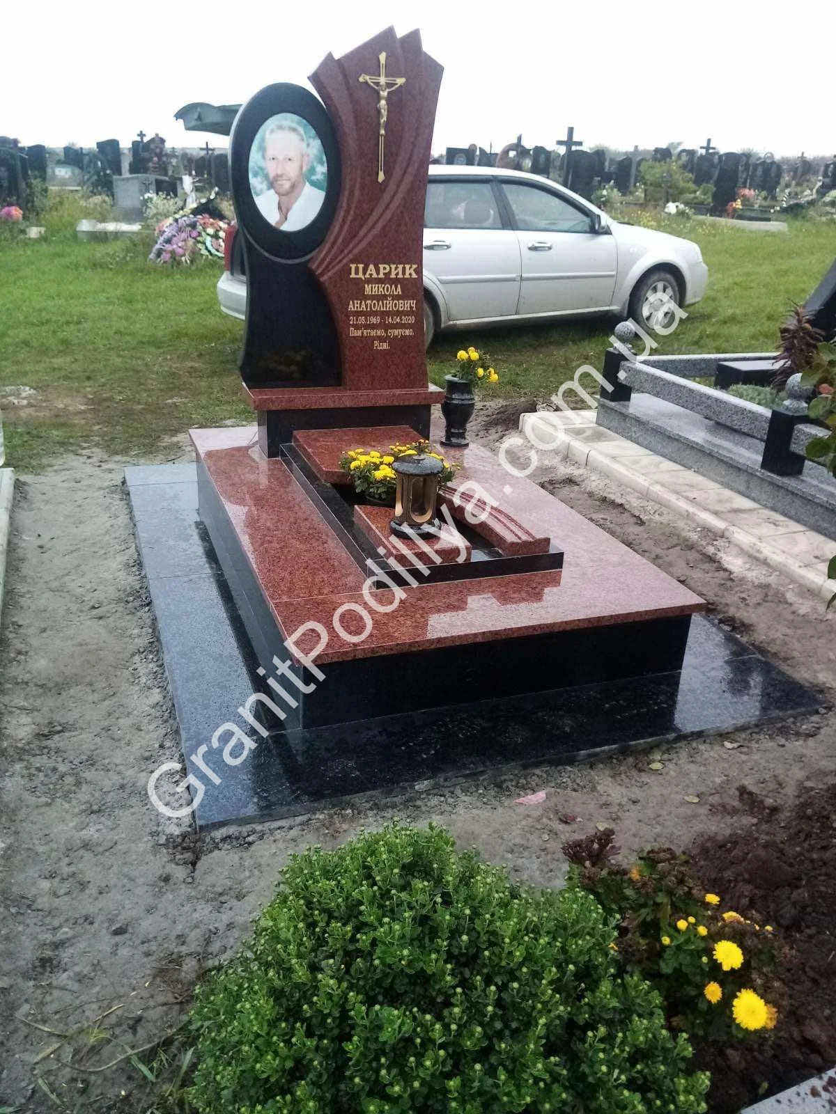 Подвійний пам'ятник з граніту - Кам'янець-Подільський | GranitPodillya